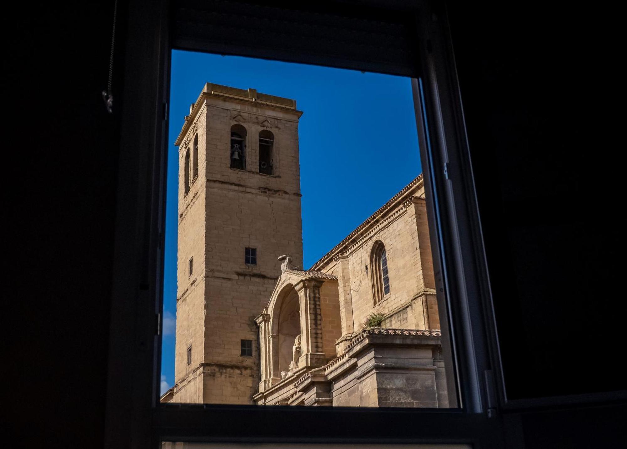 Santiago Tower Aire Ac Casco Antiguo By Apartamentos ログローニョ エクステリア 写真